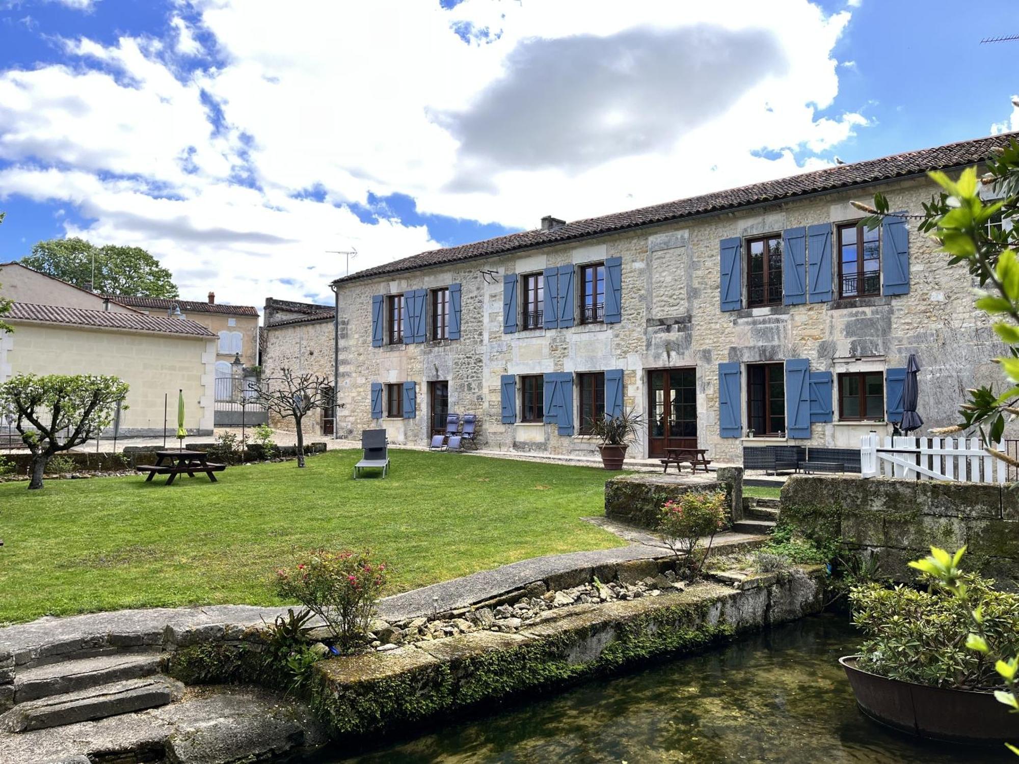 Petit Moulin De Veillard Villa Bourg-Charente Esterno foto