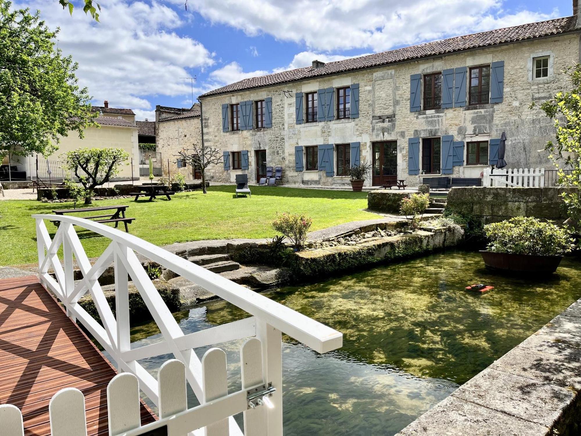 Petit Moulin De Veillard Villa Bourg-Charente Esterno foto